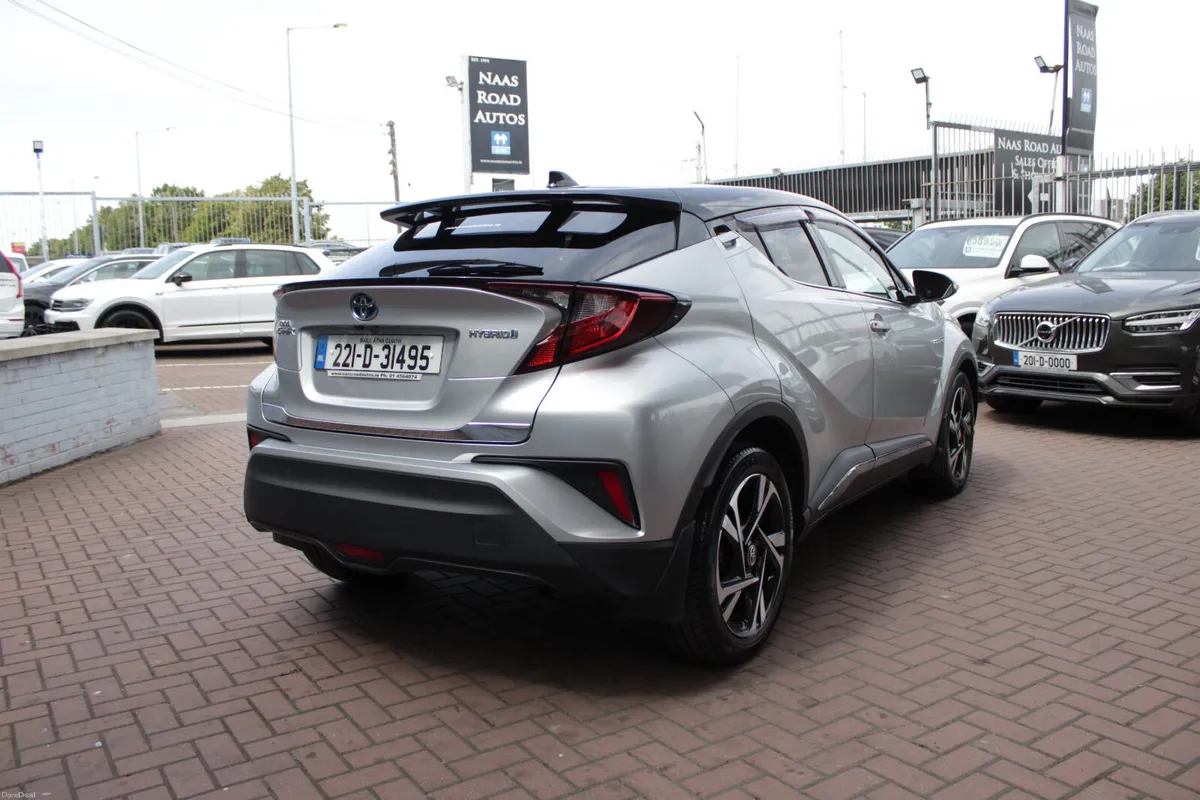 2022 TOYOTA C-HR 1.8 HYBRID SPORT BITONE 4DR AUTO - Image 4