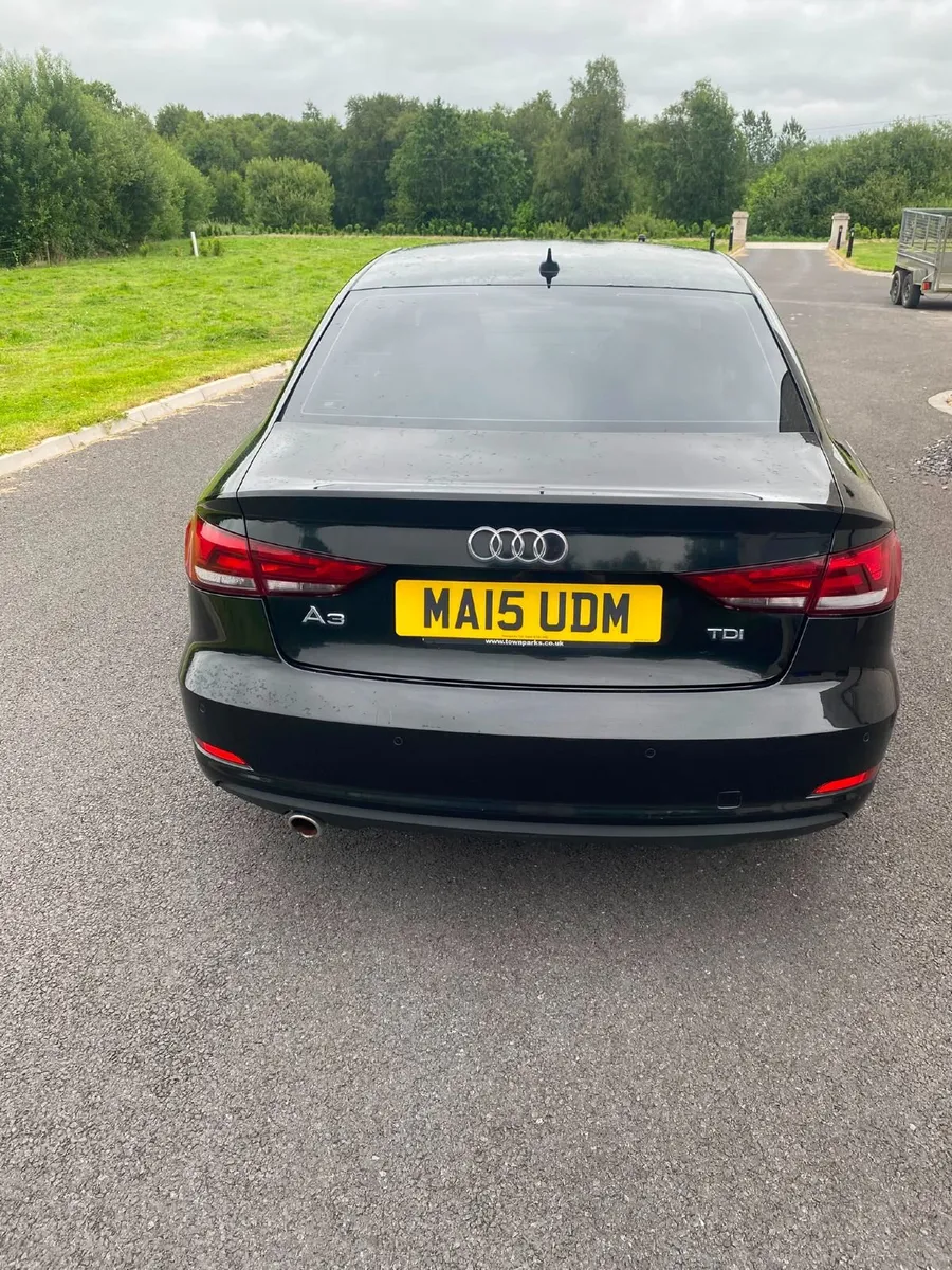 Audi A3 2015 - Image 2