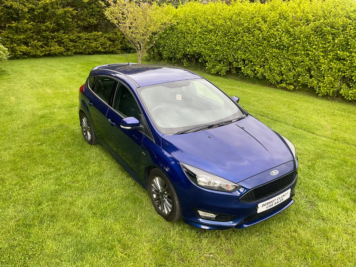 2017 Ford Focus ST-LINE 1.5 TDCI - Image 2