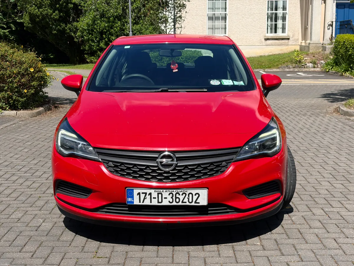 Opel Astra 2017 1.6 CDTI new nct 4/27 tax 8/26 - Image 3