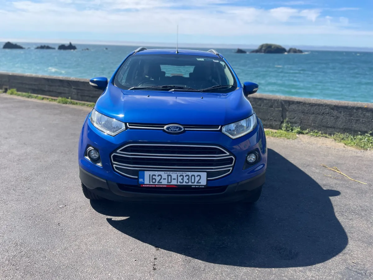 162 Ford EcoSport.. Low KMs.. Warranty.. V Clean - Image 2