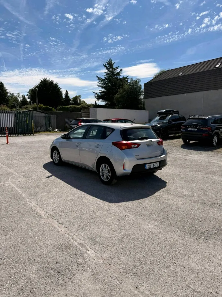 Toyota Auris - Image 4