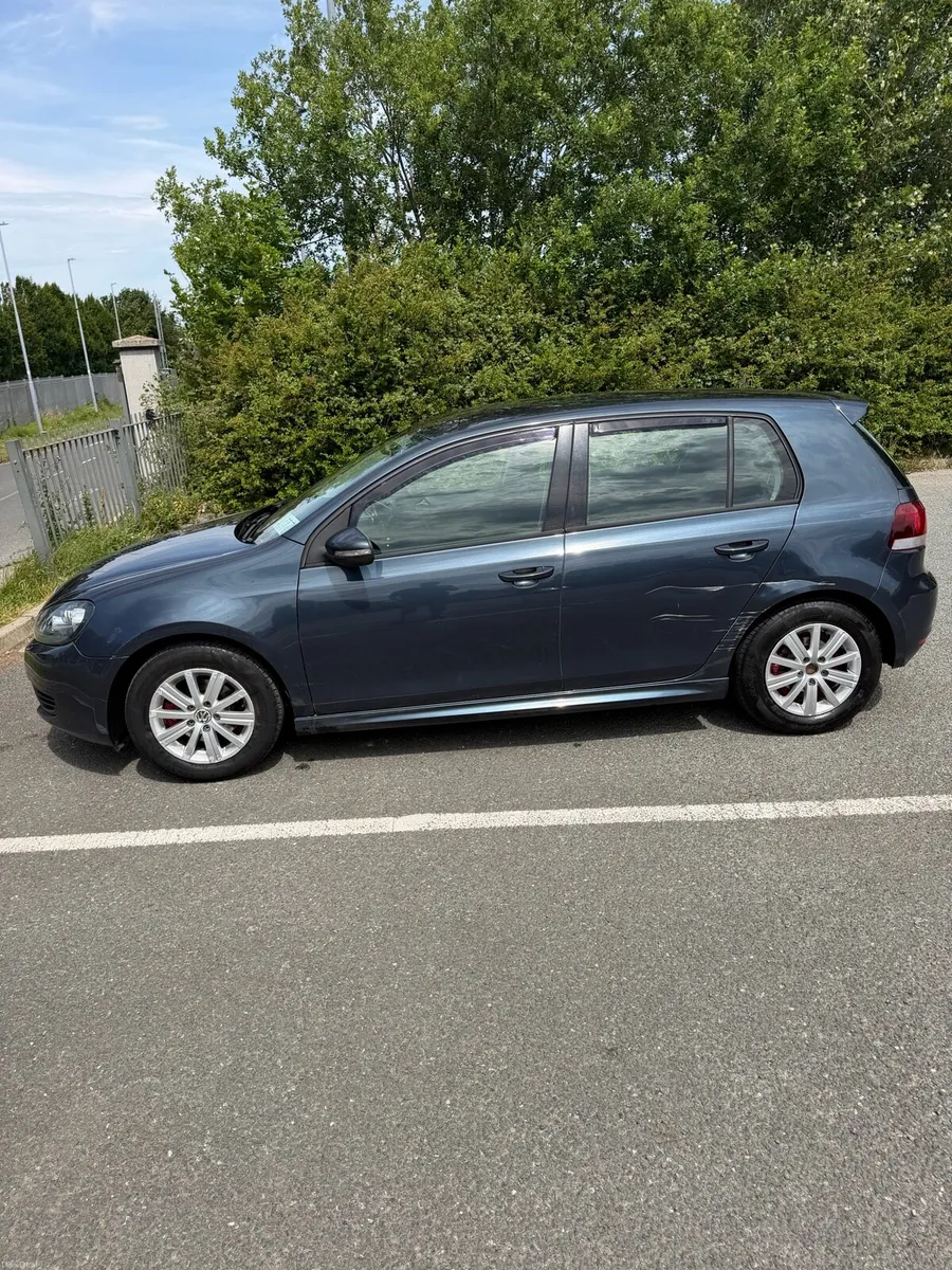Volkswagen  Golf 2010 - Image 4