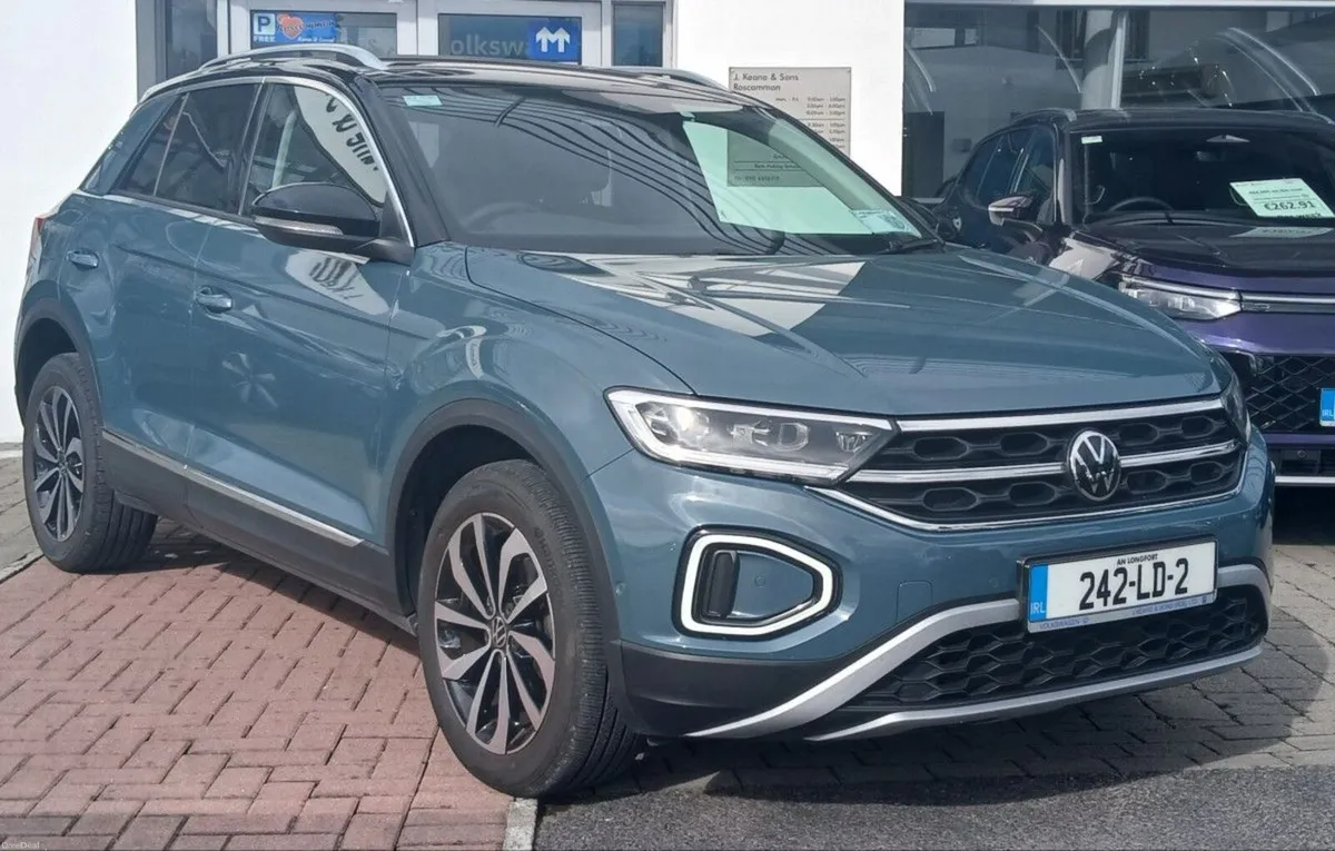 Volkswagen T-Roc STYLE 2.0 TDI 116HP **WINTER PACK - Image 1