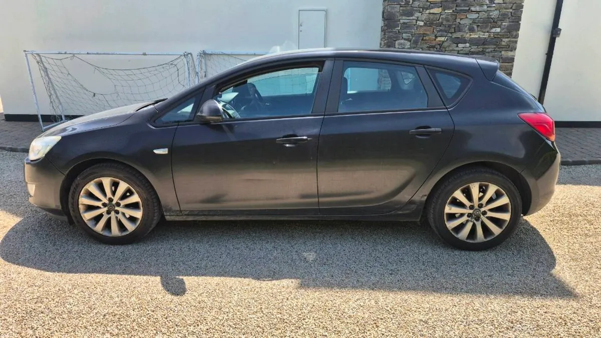 2011 Opel Astra - Will Suit Mechanic - Image 3