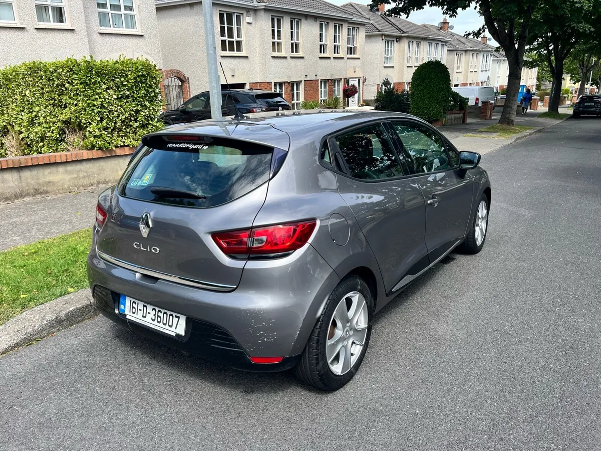 Renault Clio 2016 *low mileage* - Image 3