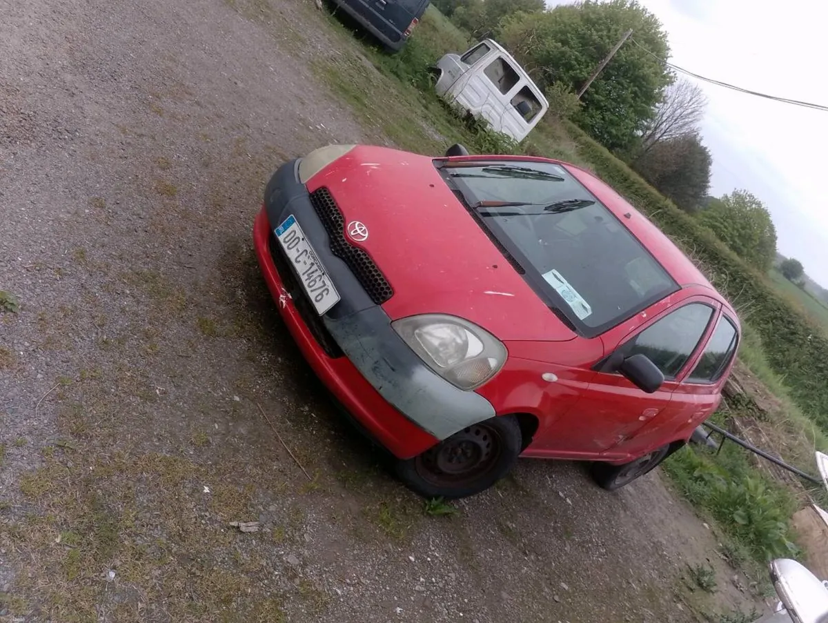 Toyota Yaris - Image 2