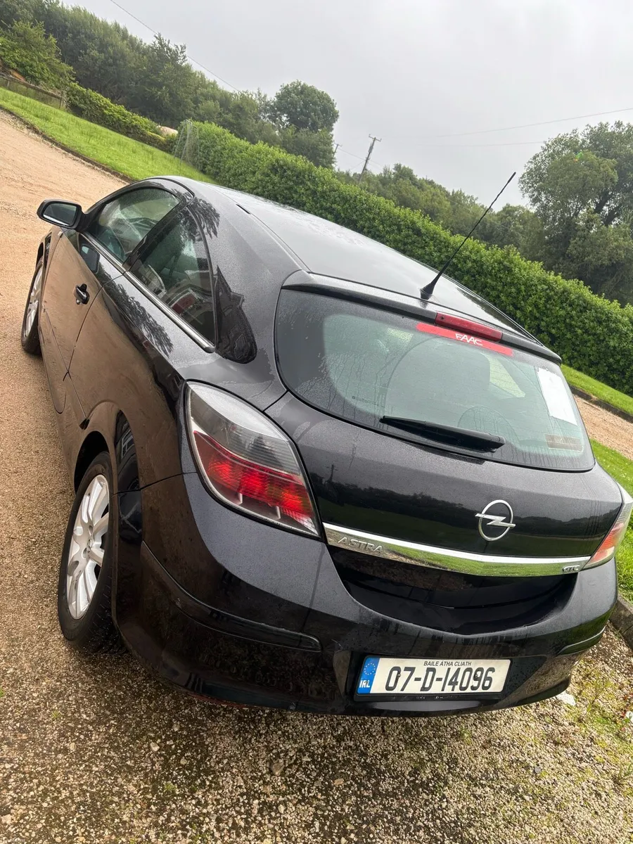 Opel Astra *Low Miles* - Image 3