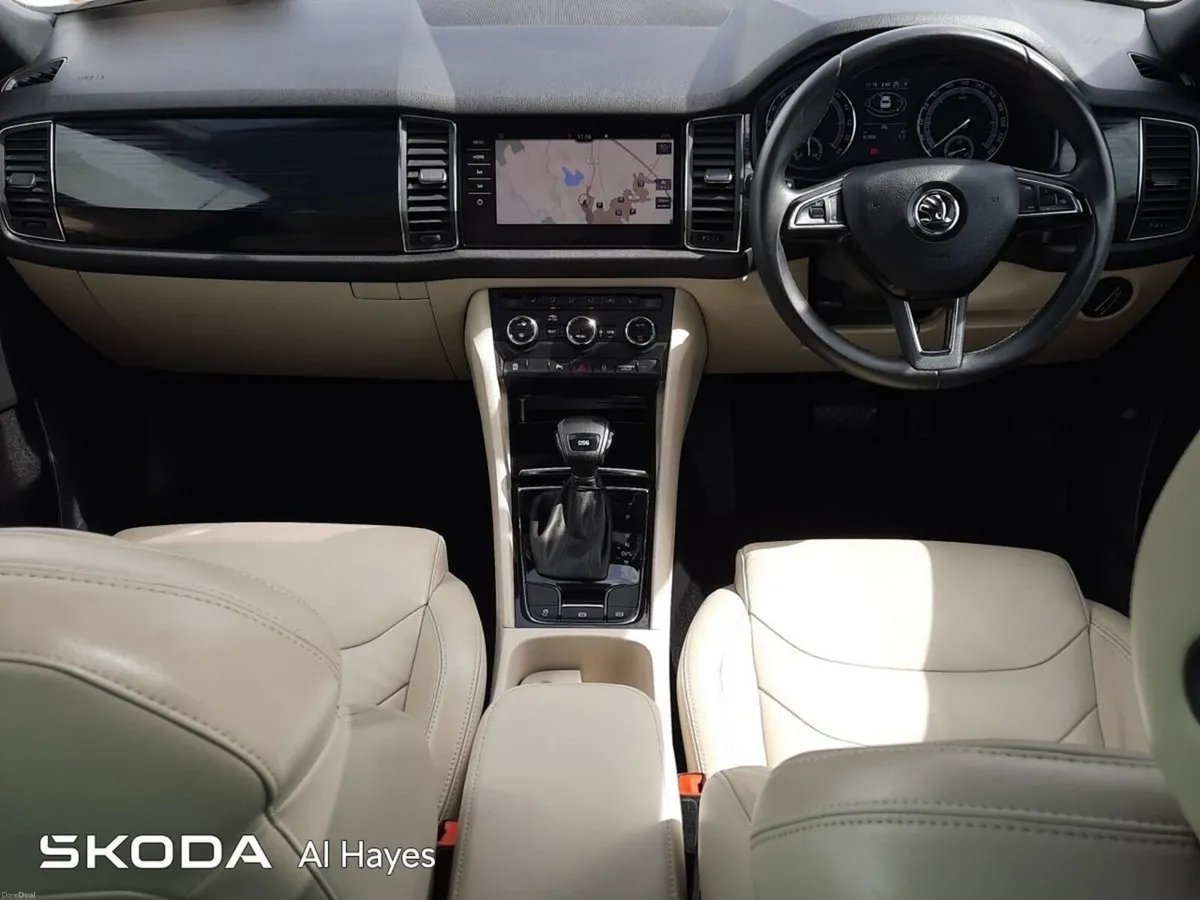 Skoda Kodiaq **TINY MILEAGE**PANORAMIC SUNROOF**EL - Image 2