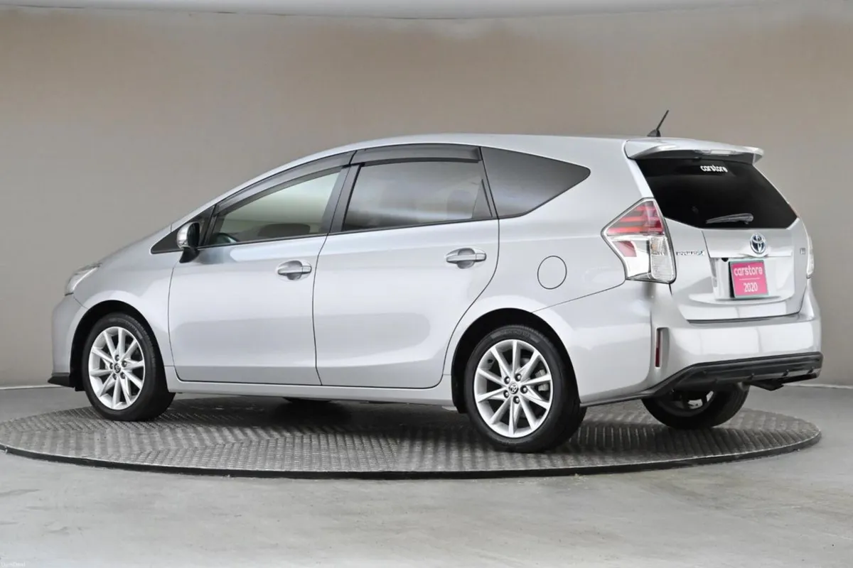 Toyota Prius ALPHA 1.8 HYBRID 5SEATS **ANDROID CAR - Image 6