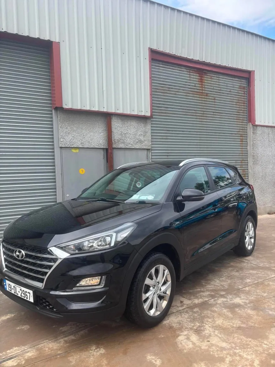 Hyundai Tucson 1.6 GDi SE Nav * LOW MILAGE * - Image 6