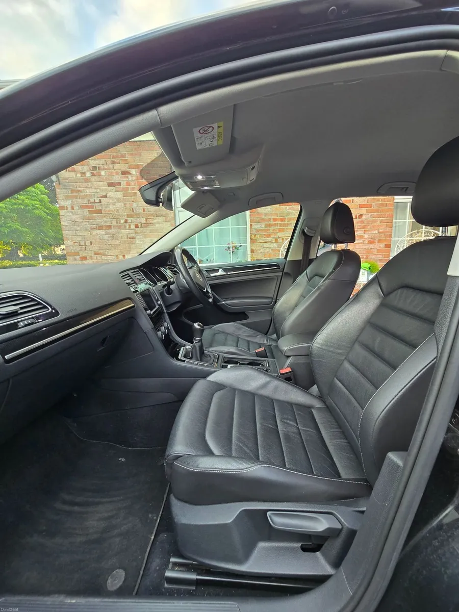 Volkswagen Golf 2016 - Image 2