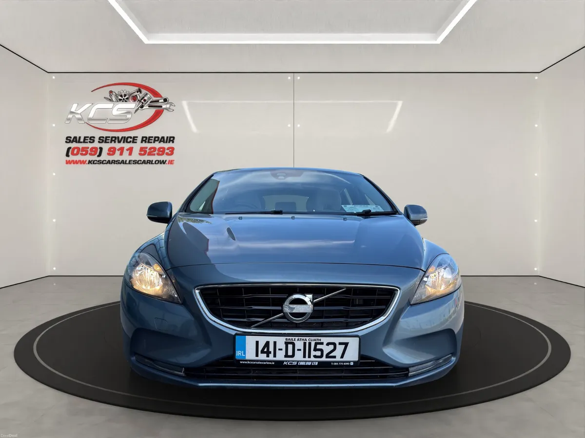 2014 Volvo V40 - Very Low Miles - New NCT - Diesel - Image 4