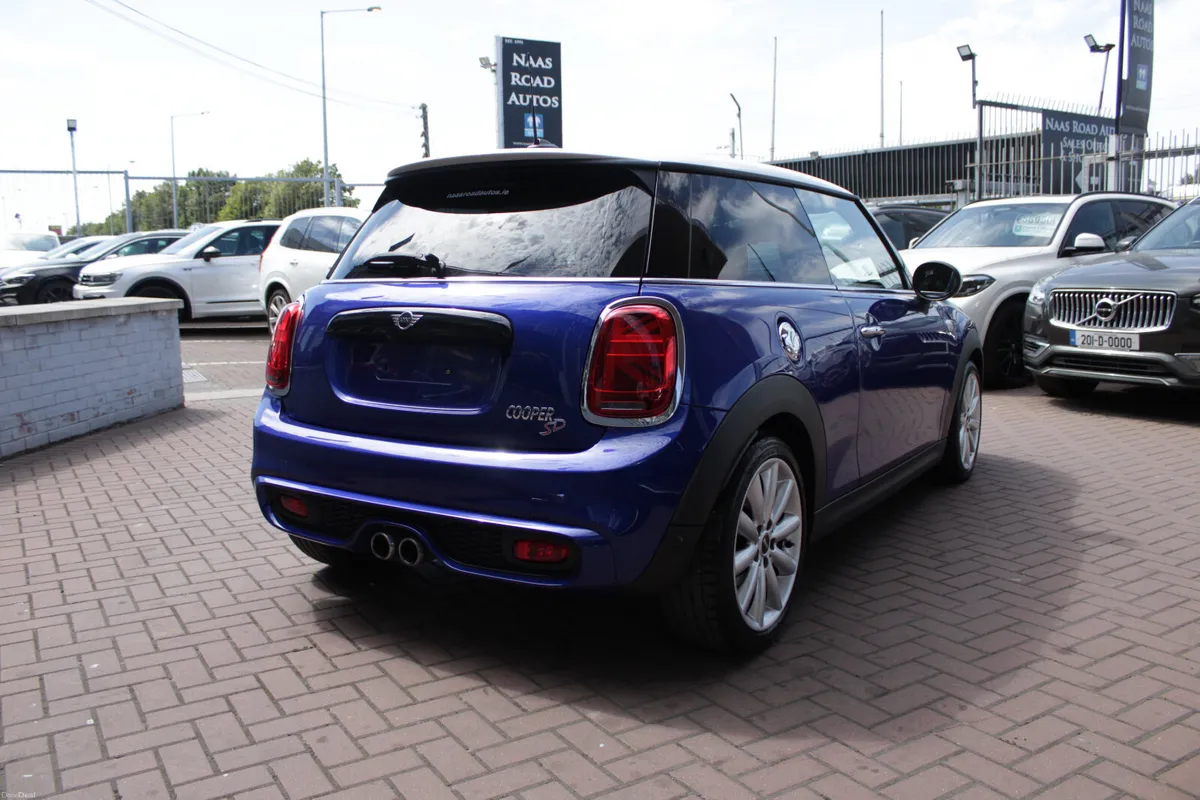 2019 MINI COOPER S 2.0SD JOHN COOPER WORKS 3DR - Image 4