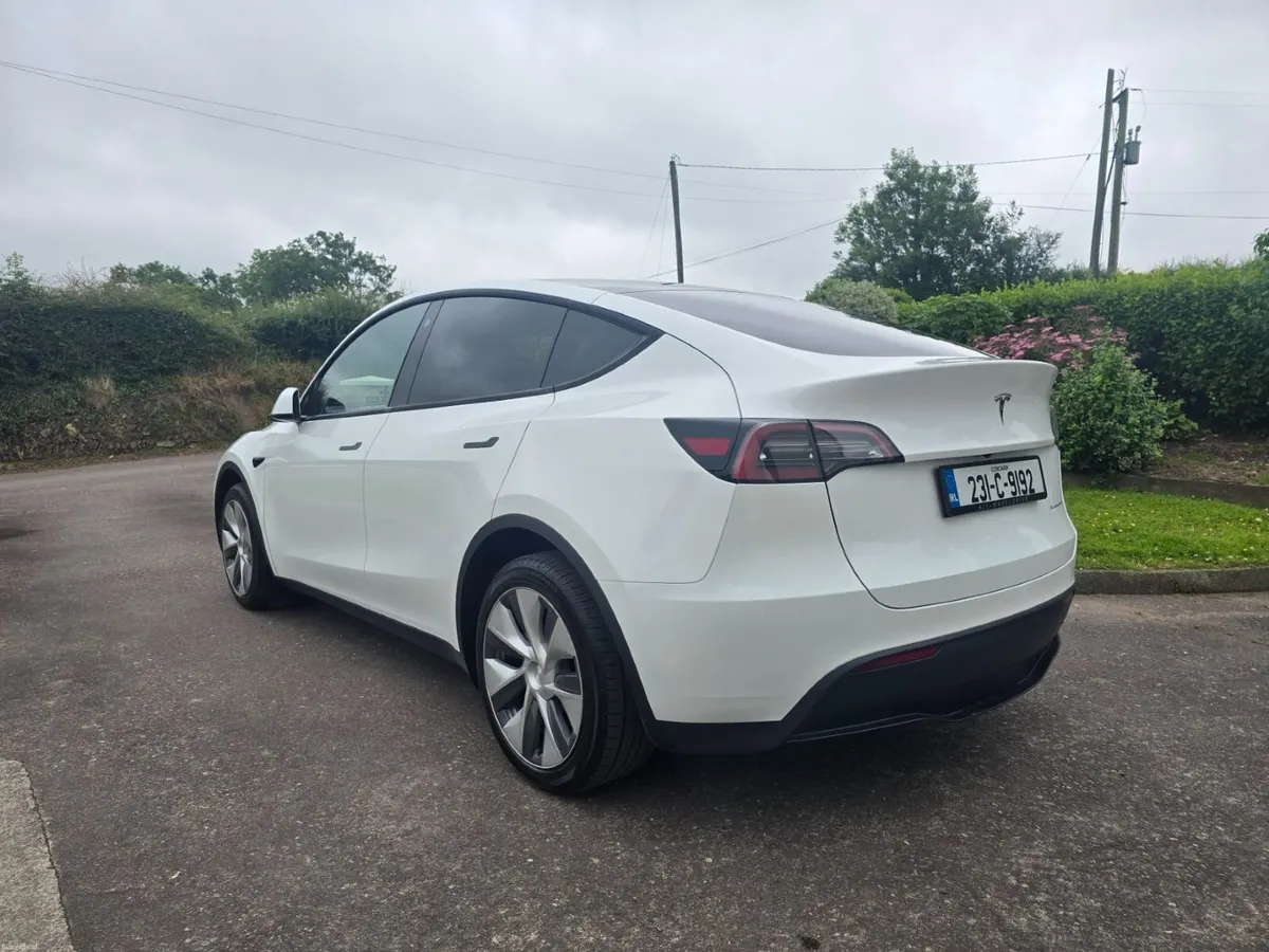 Tesla Model Y Long Range AWD - with Warranty - Image 3