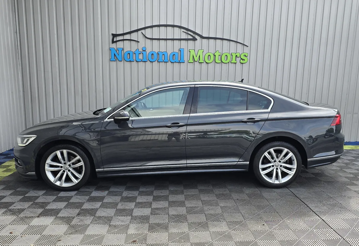 2018 Volkswagen Passat 1.6 TDI Highline AUTO - Image 6