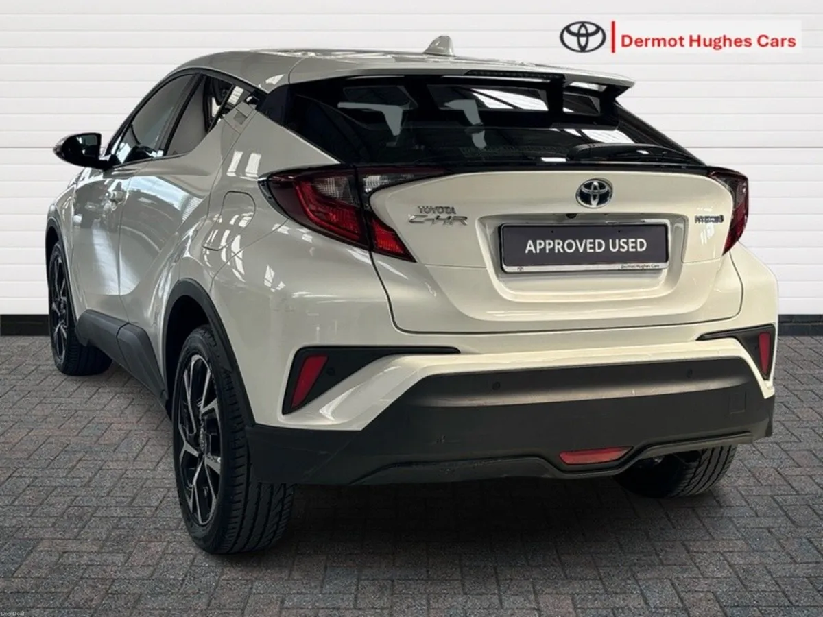 Toyota C-HR 1.8 HYBRID SPORTMONO 4DR SPORT AUTO - Image 2
