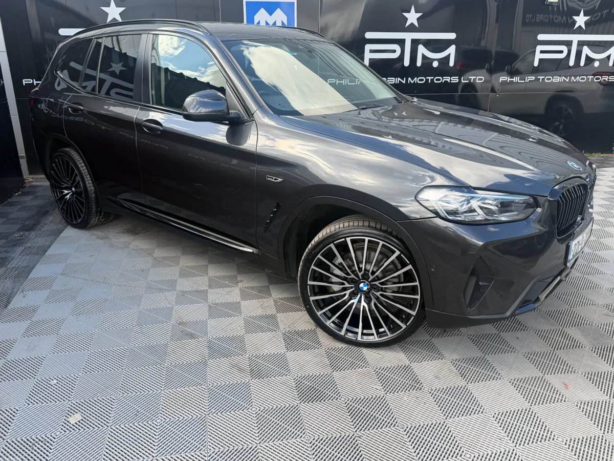 BMW X3 30e X Drive X Line 292HP Auto Black Pack - Image 3