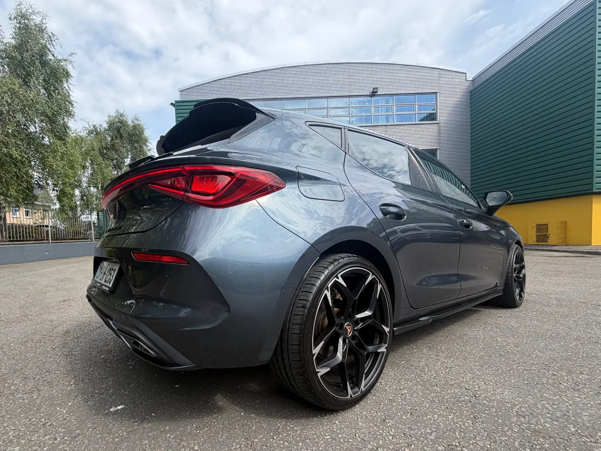 Cupra Leon 1.5 ETSi DSG 150 BHP - Image 4