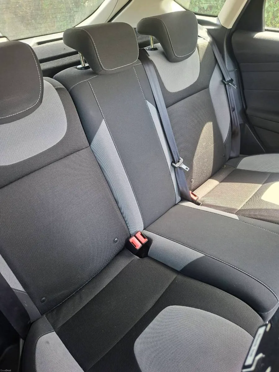 FORD FOCUS 2014 1.6TDCI LOW MILES - Image 6