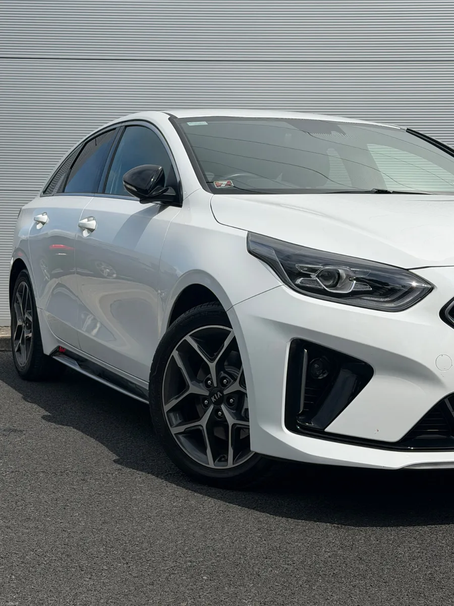 Kia Pro Ceed GT *1Owner *LowKMS - Image 6