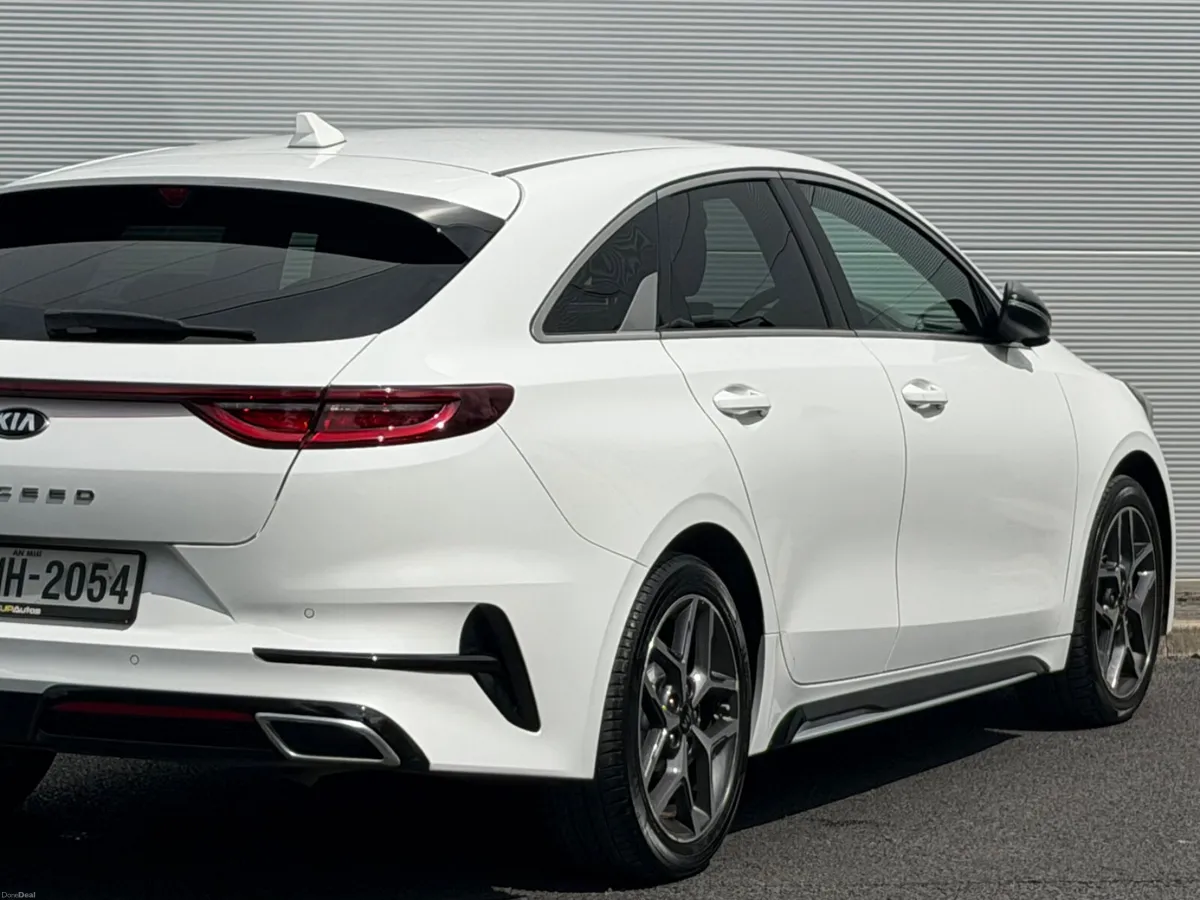 Kia Pro Ceed GT *1Owner *LowKMS - Image 2