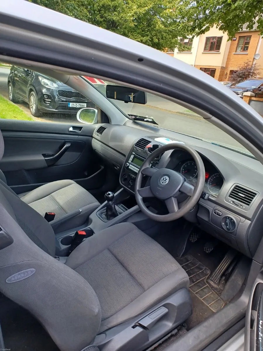 Volkswagen Golf 2005 - Image 4