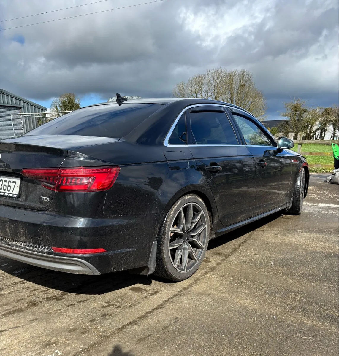 Audi A4 - Image 2
