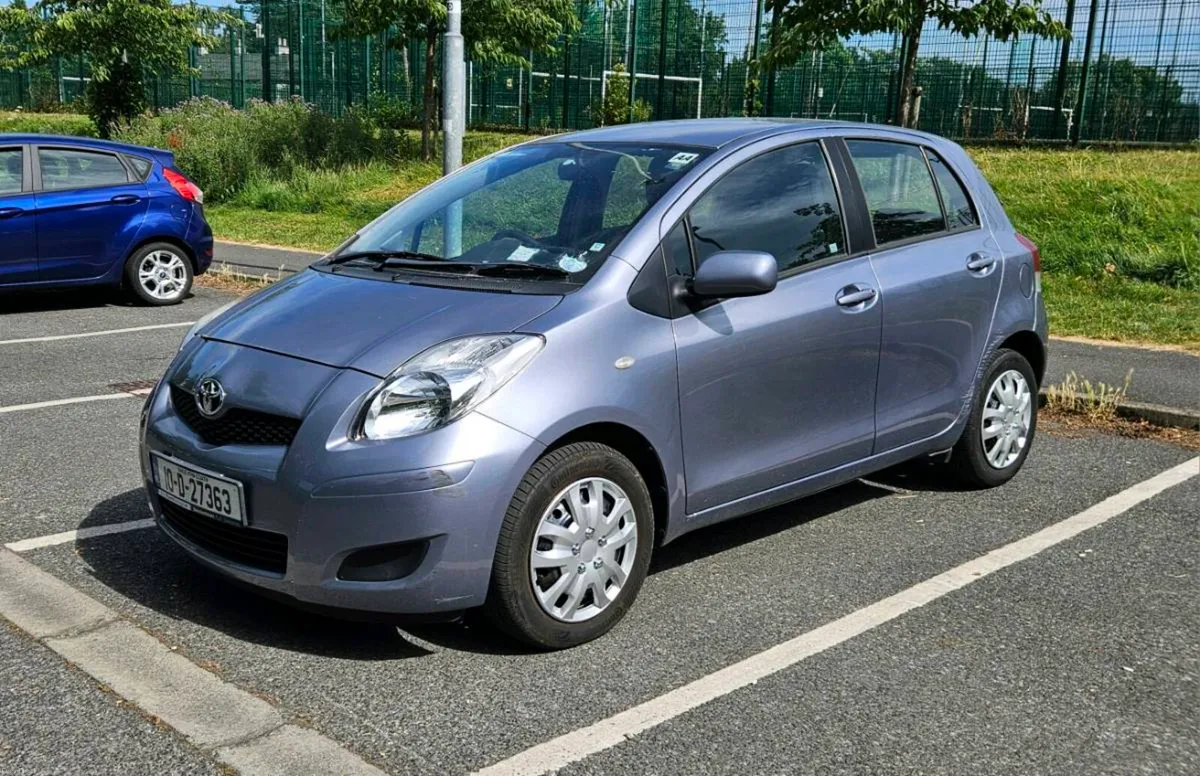 2010 Toyota Yaris Automatic - Image 2