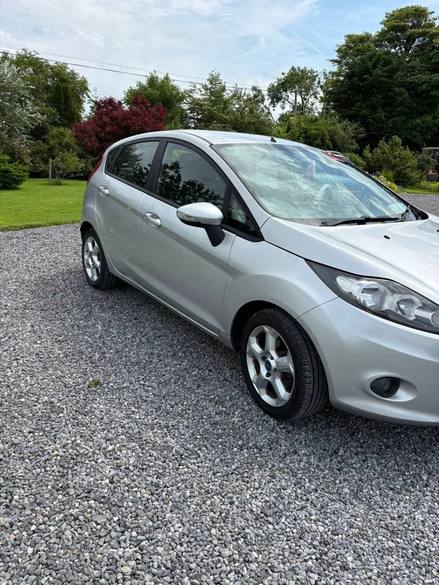 Ford Fiesta 2011 — Excellent Condition - Image 5
