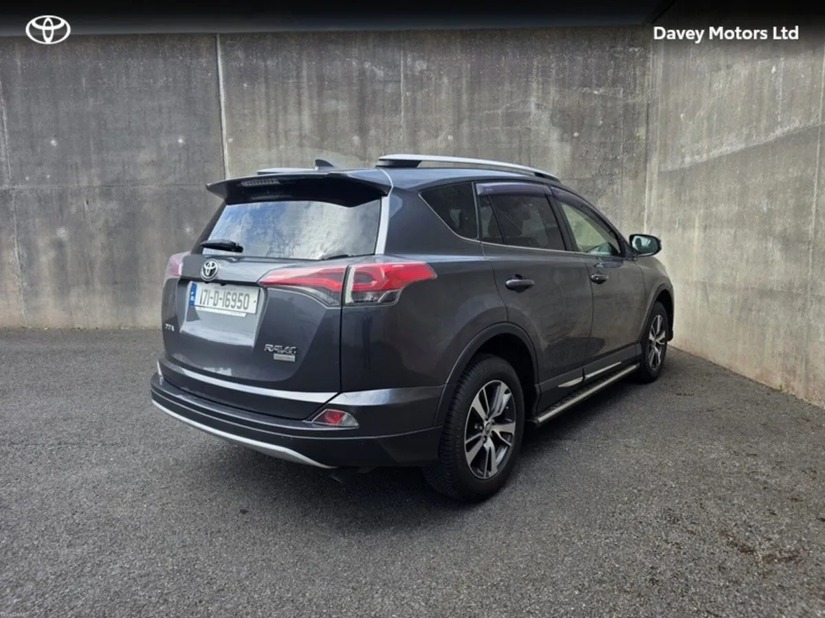 Toyota RAV4 RAV4 2.0D-4D LUNA - Image 2