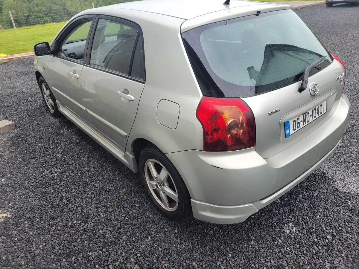 Toyota Corolla 2006 - Image 1