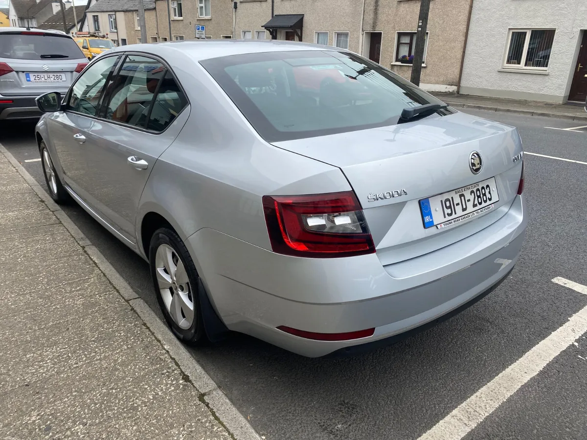 Skoda Octavia AMBITION 1.0TSI 115HP 2019 - Image 3