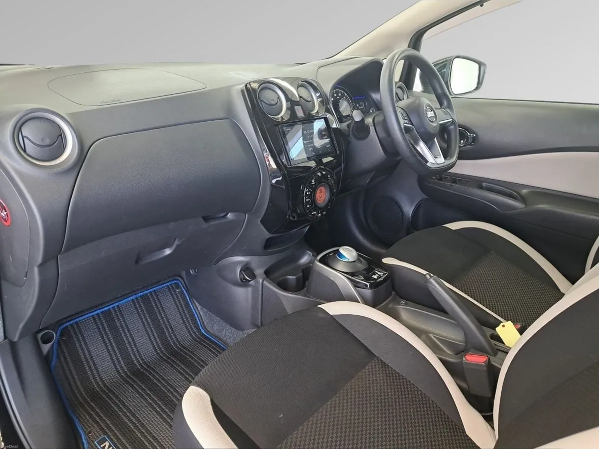 Nissan Note E-POWER XV SELECTION - Image 4