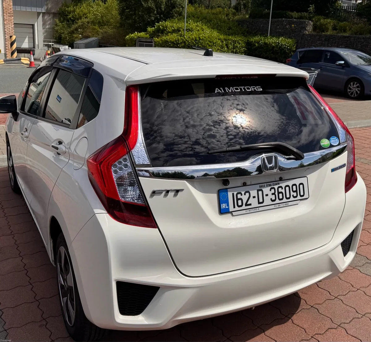 2016 Honda fit 1.5L Petrol Hybrid - Image 4