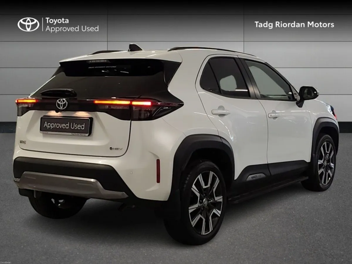 Toyota Yaris Cross SOL - Image 2