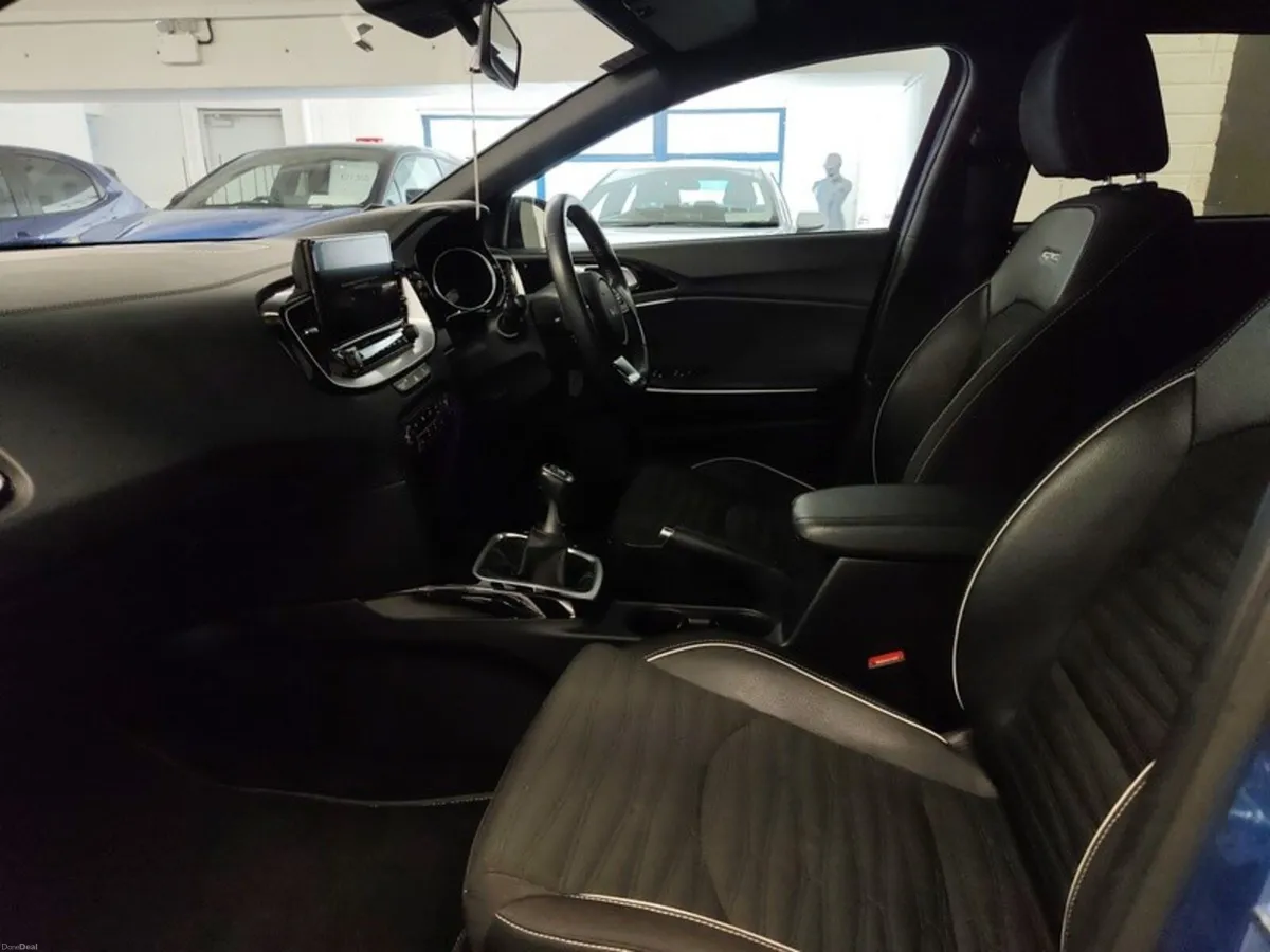 Kia Ceed 1.6 D MHEV GTL MY23 5 5DR - Image 6