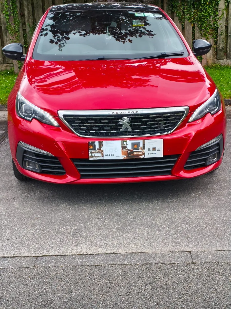 Car - Image 3
