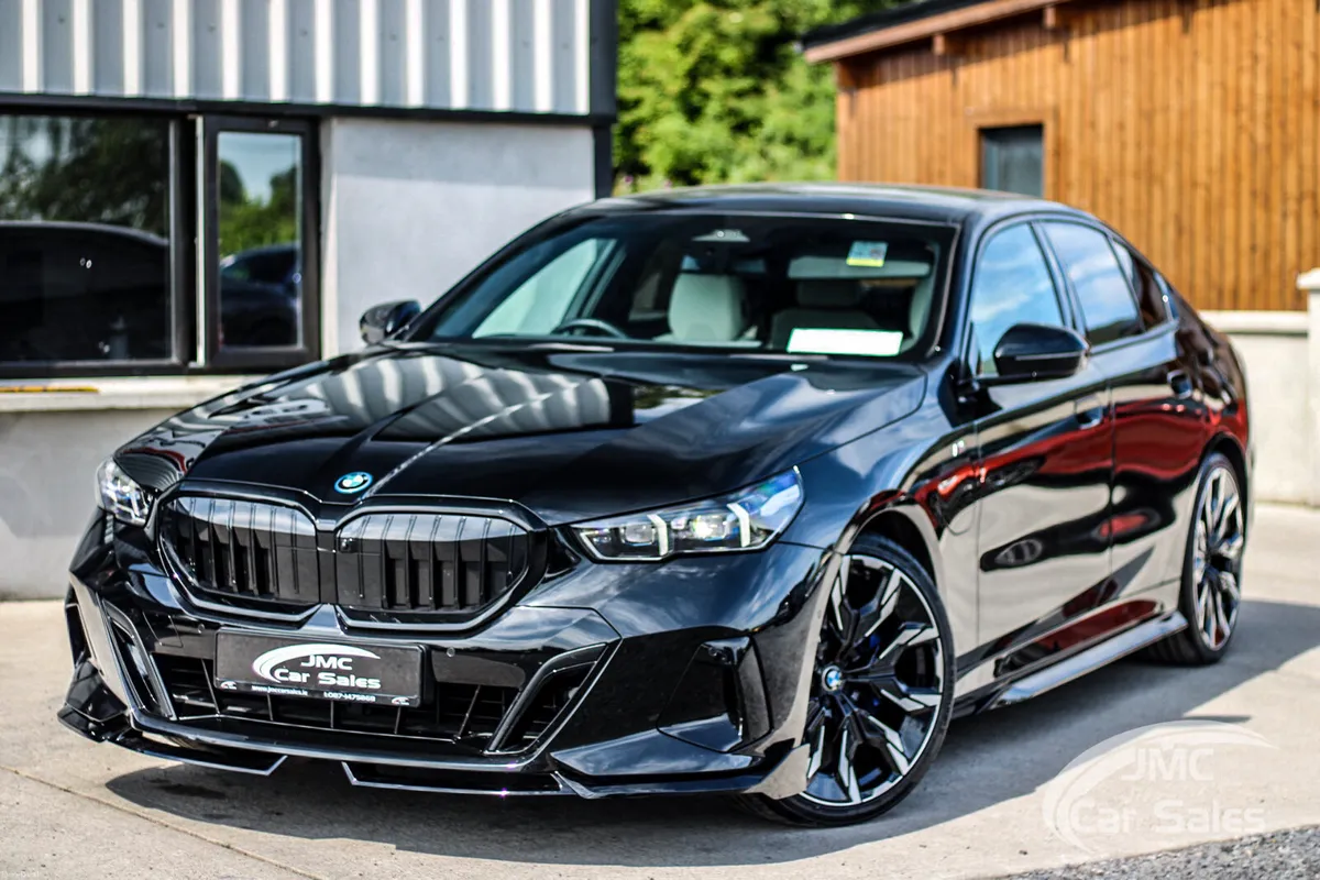 2024 BMW 530E PRO PACK LCI - Image 1