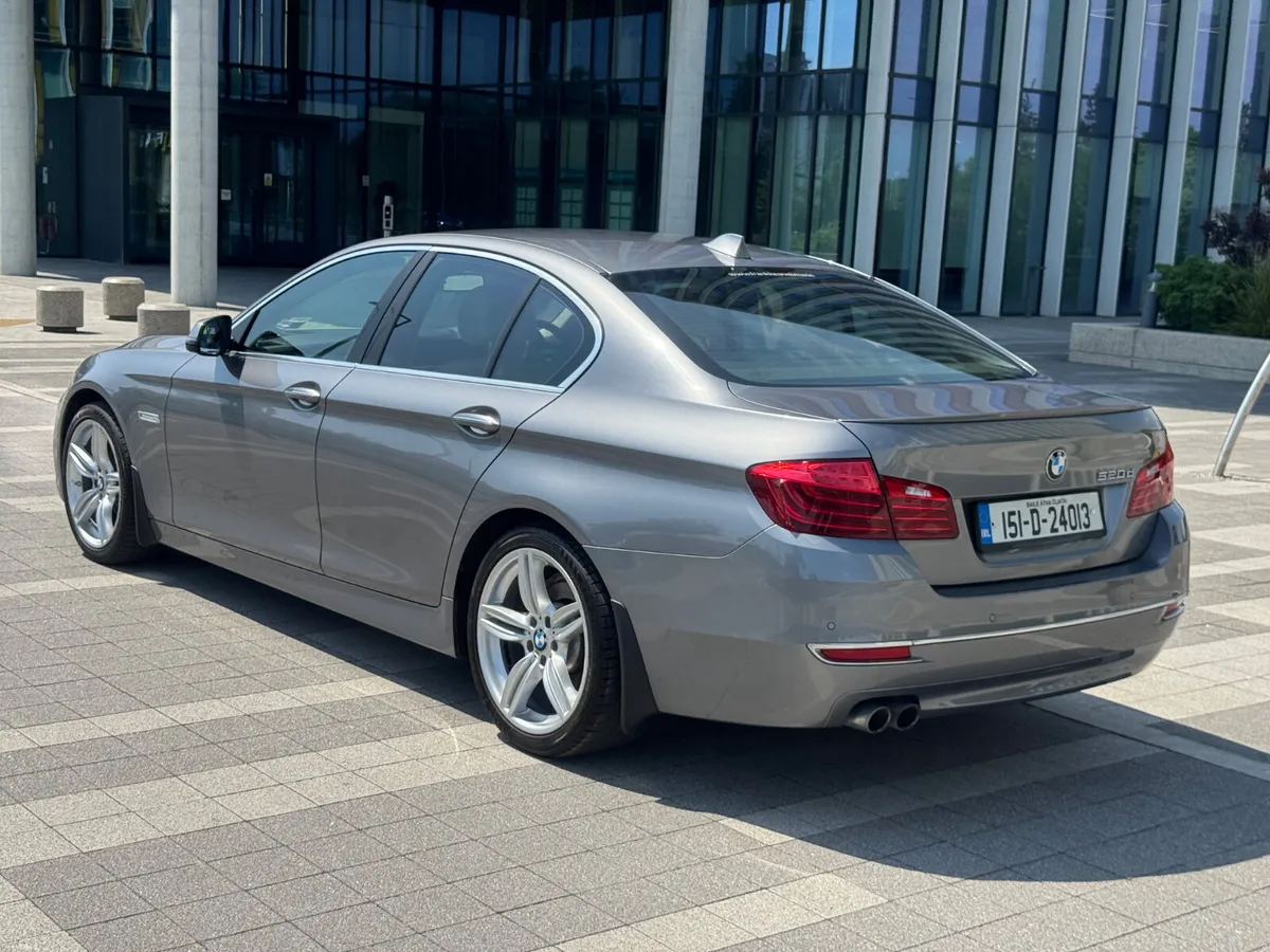 BMW 5-Series 2015 - Image 4