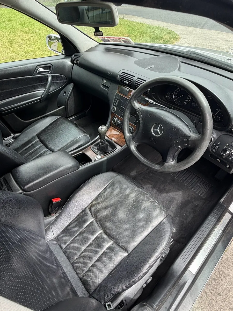Mercedes C180 Kompressor 1.8P - Image 5
