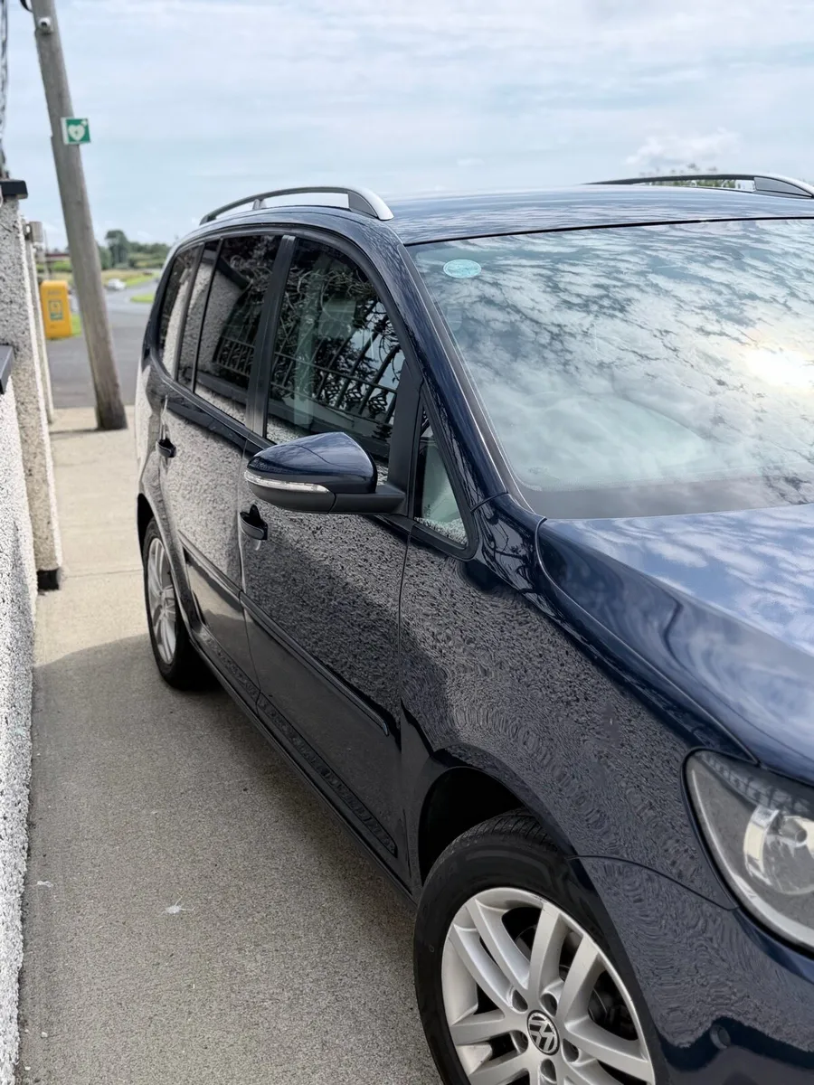 VW TOURAN 1.6 TRENDLINE bluemotion 7S - Image 4