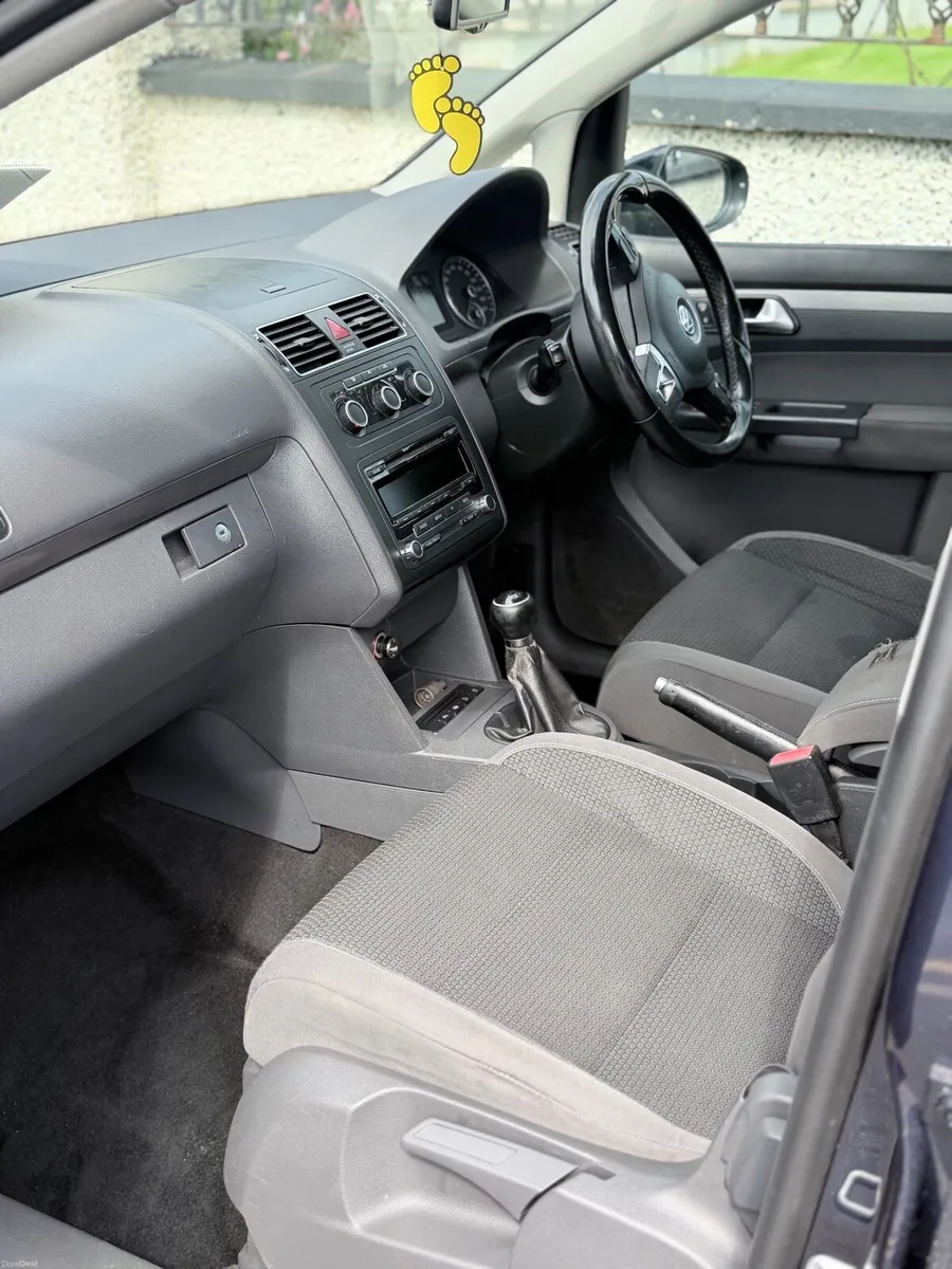 VW TOURAN 1.6 TRENDLINE bluemotion 7S - Image 5