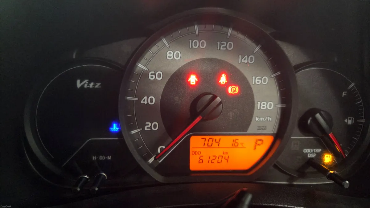 182 Toyota Vitz/Yaris 1.0 Petrol - Automatic - Image 4
