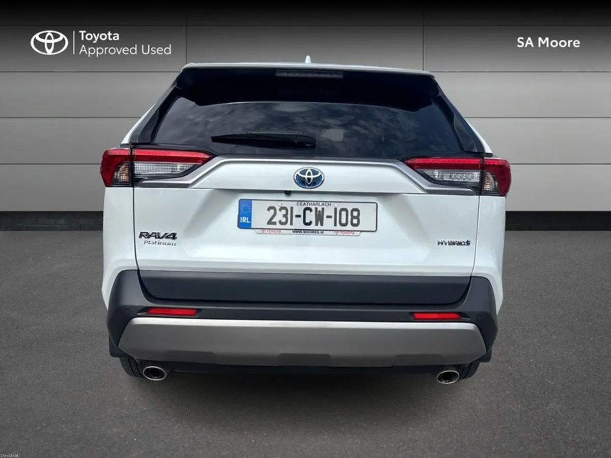 Toyota RAV4 PLATINUM with SUNROOF - Image 4
