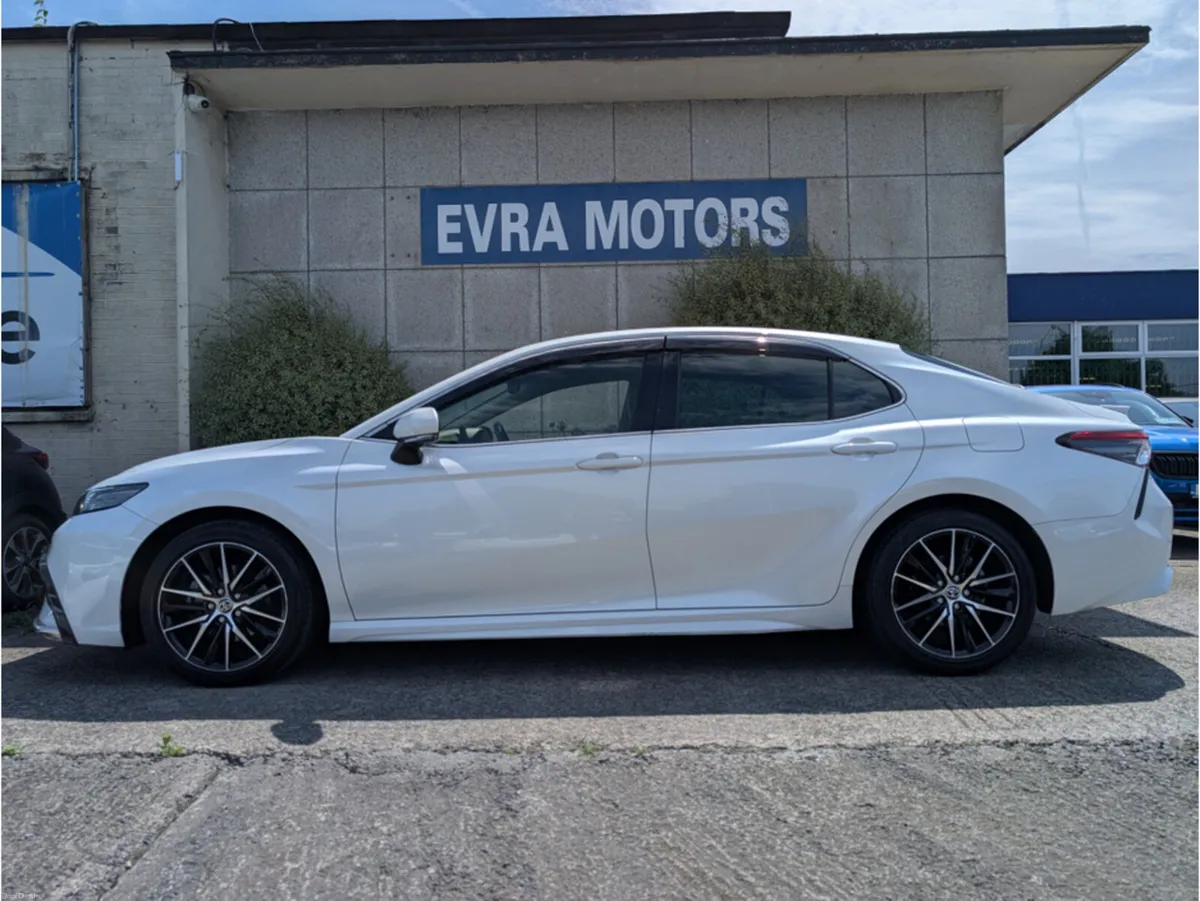 Toyota Camry WS AUTOMATIC HYBRID 2.5 PETROL //HIGH - Image 4