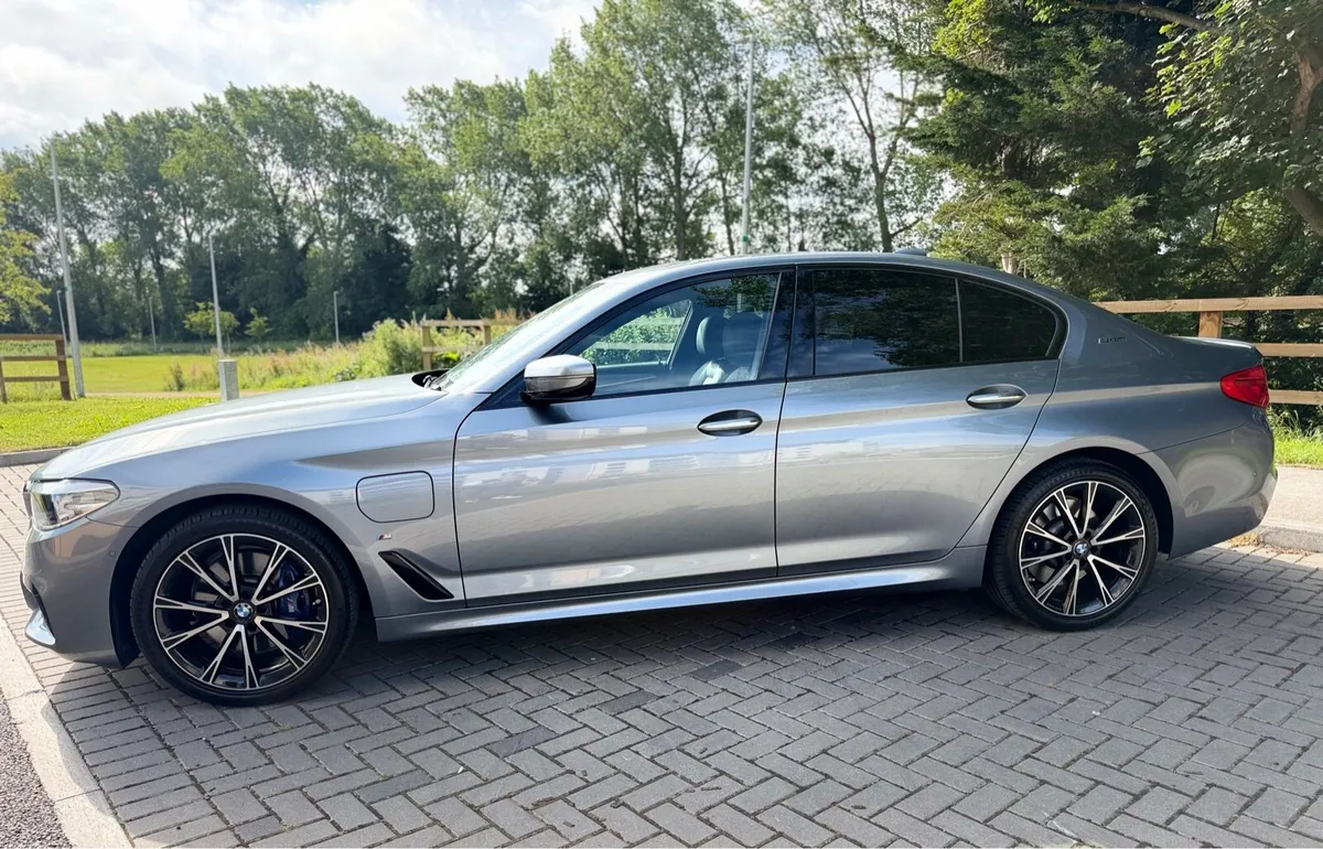 💥2018 BMW 5-series “M-sport” - Image 2