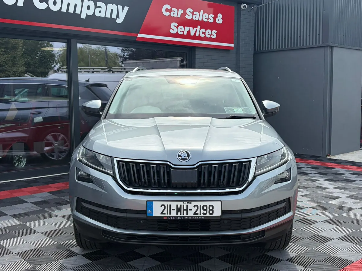 SKODA KODIAQ STYLE 2021 7 SEATER AUTO 2.0 TDI - Image 2