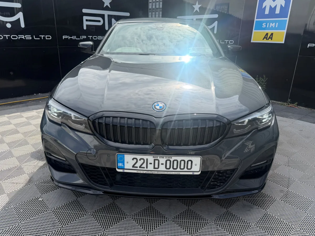 BMW 330e M Sport Pro G20 288HP Auto Dravit Grey - Image 4