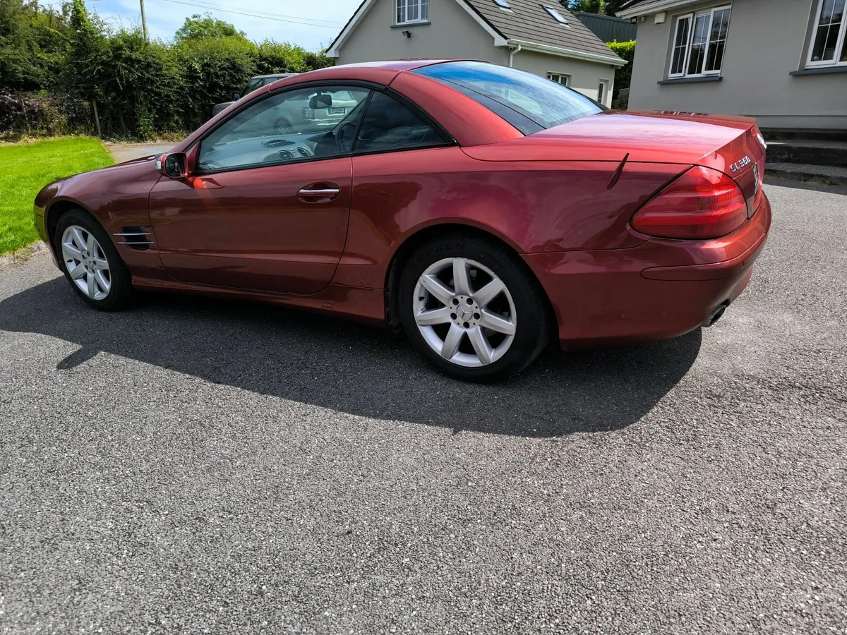 Mercedes-Benz SL-Class 2005 - Image 4